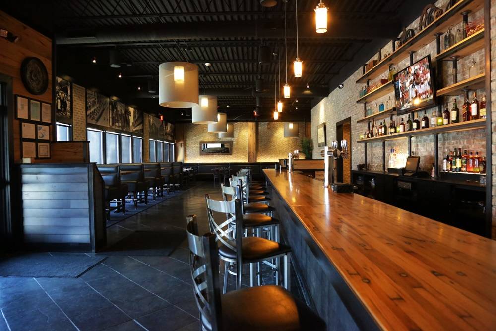 District 118 Kitchen & Bar | restaurant | 118 Needham St, Newton, MA 02464, USA | 6177950136 OR +1 617-795-0136