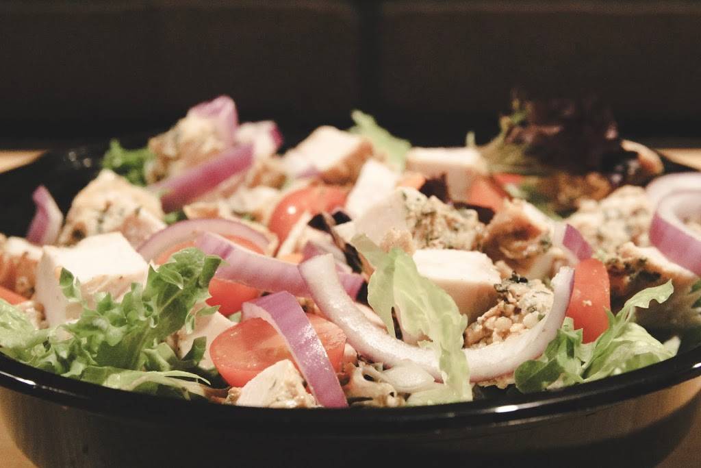 Fire Wings San Bernardino | restaurant | 1775 Northpark Blvd W #B5, San Bernardino, CA 92407, USA | 9093526608 OR +1 909-352-6608