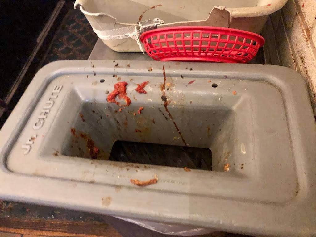 Angelos & Riccardos Inc | restaurant | 161 N Division Ave, Hesperia, MI 49421, USA | 2318543695 OR +1 231-854-3695