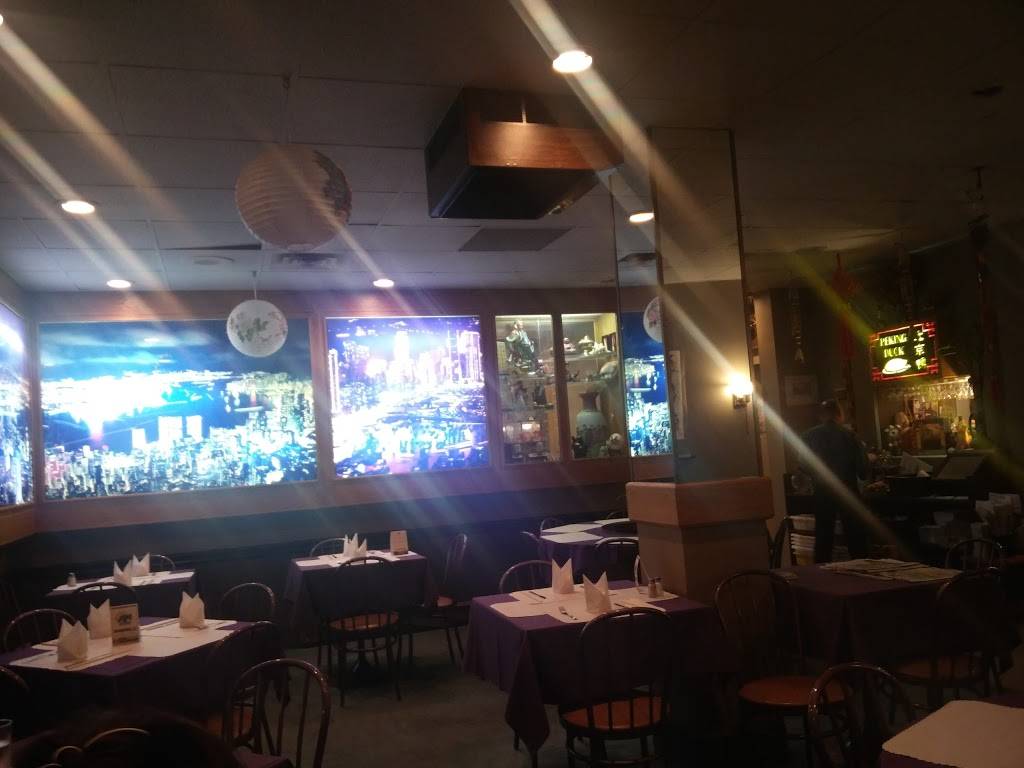 Won Ton House Restaurant | restaurant | 1300 Wellington St W, Ottawa, ON K1Y 3A9, Canada | 6137288885 OR +1 613-728-8885