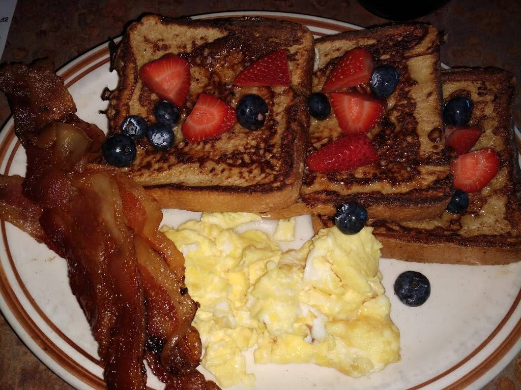 Emilees Restaurant | bakery | 815 US-51, Ripley, TN 38063, USA | 7314193241 OR +1 731-419-3241