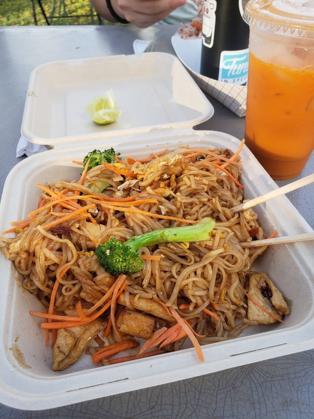 Pandas Thai Food Truck | restaurant | 59-158 Kamehameha Hwy, Haleiwa, HI 96712, USA | 8084258725 OR +1 808-425-8725