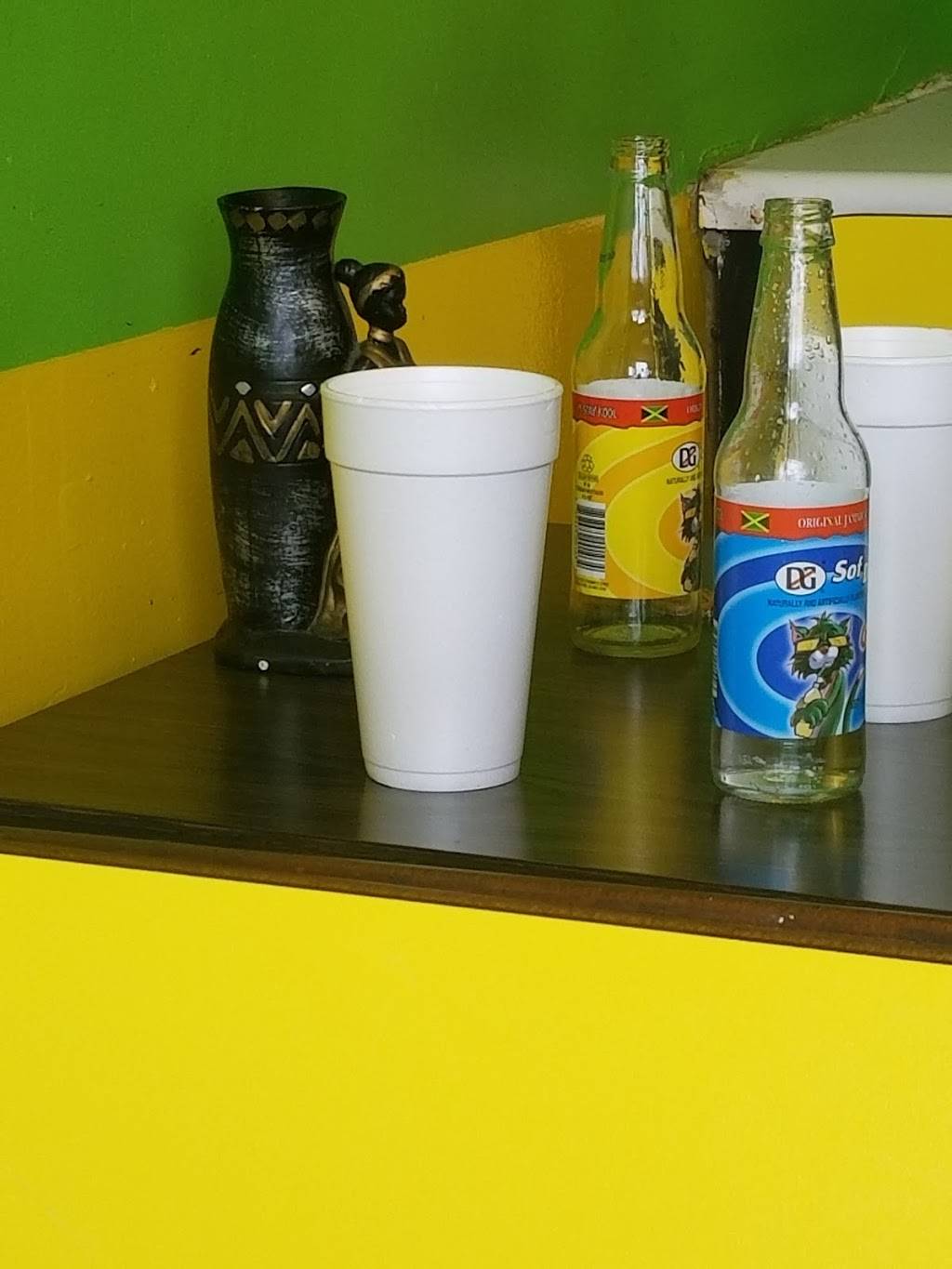 Caribbean Delight | restaurant | 576 Lee St SW #B, Atlanta, GA 30310, USA | 4047526173 OR +1 404-752-6173