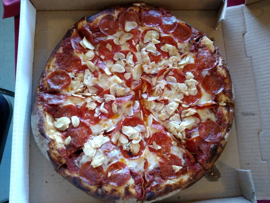 Italian Kitchen | restaurant | 16409 Yucca St, Hesperia, CA 92345, USA | 7602447757 OR +1 760-244-7757