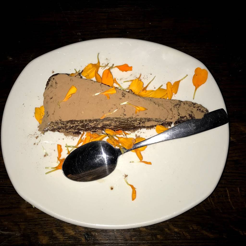 Kasbah | restaurant | 2115 J St, Sacramento, CA 95816, USA | 9164424388 OR +1 916-442-4388