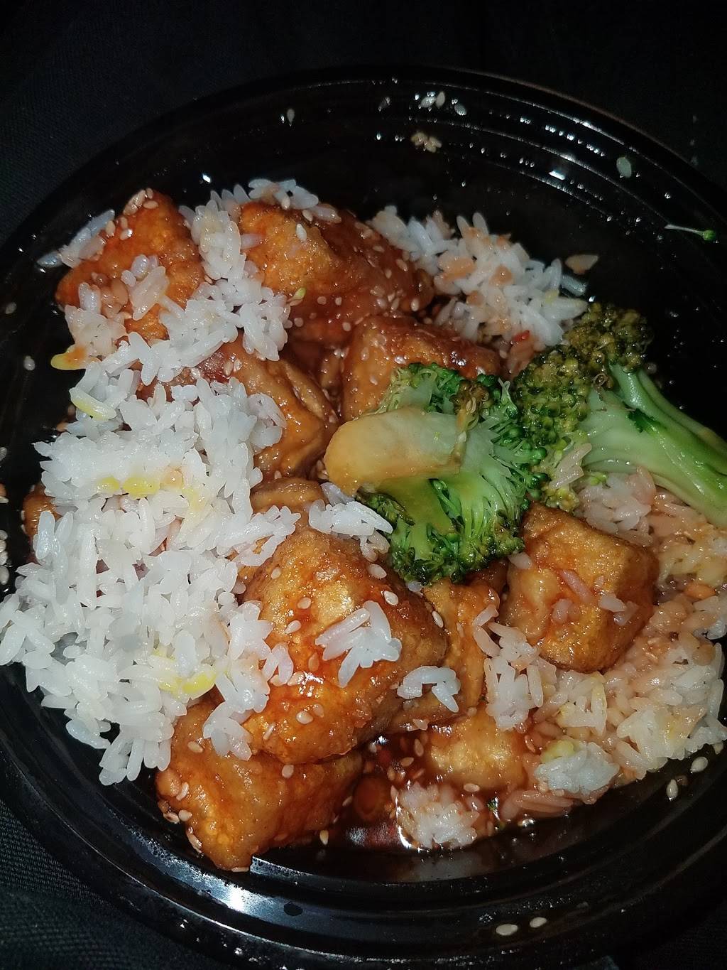 Dragon and Phoenix | restaurant | 22-17 31st St, Long Island City, NY 11105, USA | 7185452228 OR +1 718-545-2228