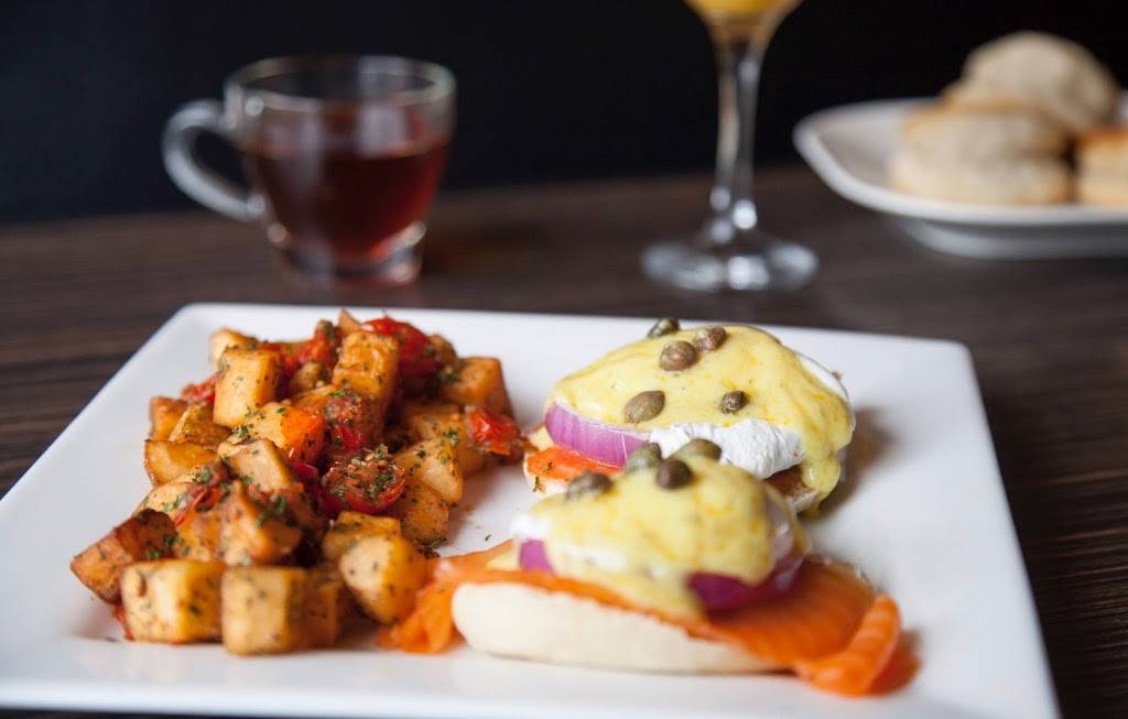 Bar Wellington | restaurant | 520 Wellington St W, Toronto, ON M5V 1E3, Canada | 4163418880 OR +1 416-341-8880