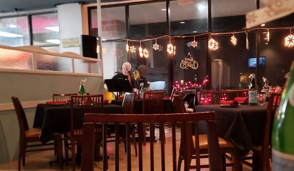 Gabbis Trattoria | restaurant | 2 Old Forge Rd, Helmetta, NJ 08828, USA | 7325902113 OR +1 732-590-2113