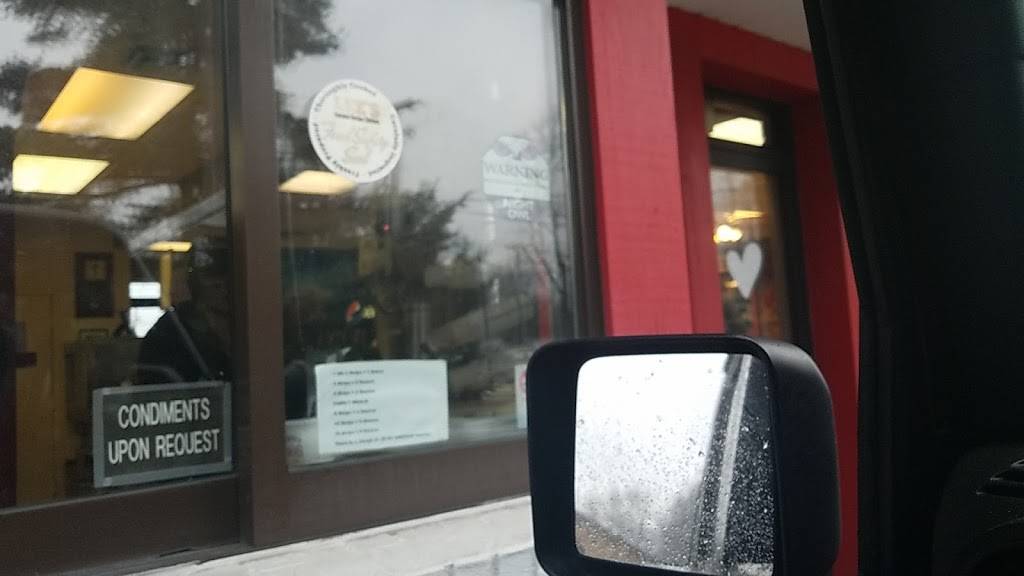 Lees Famous Recipe Chicken | restaurant | 1635 N 21st St, Newark, OH 43055, USA | 7403661424 OR +1 740-366-1424