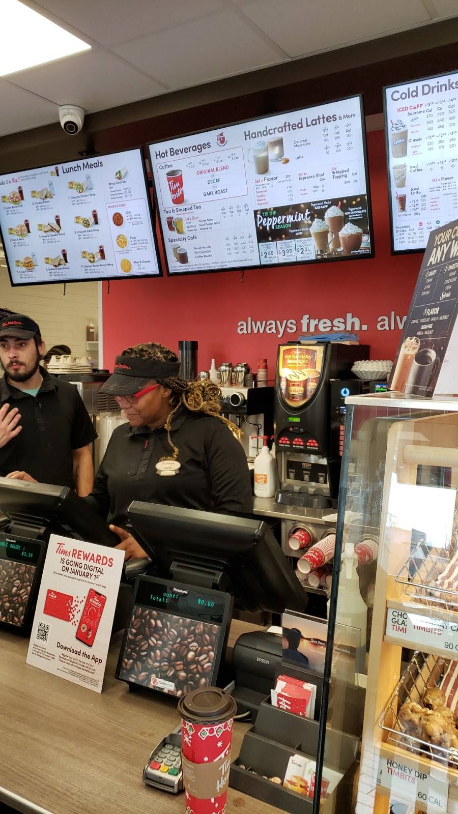 Tim Hortons | restaurant | 7285 Greenfield Rd, Detroit, MI 48228, USA | 3133952191 OR +1 313-395-2191