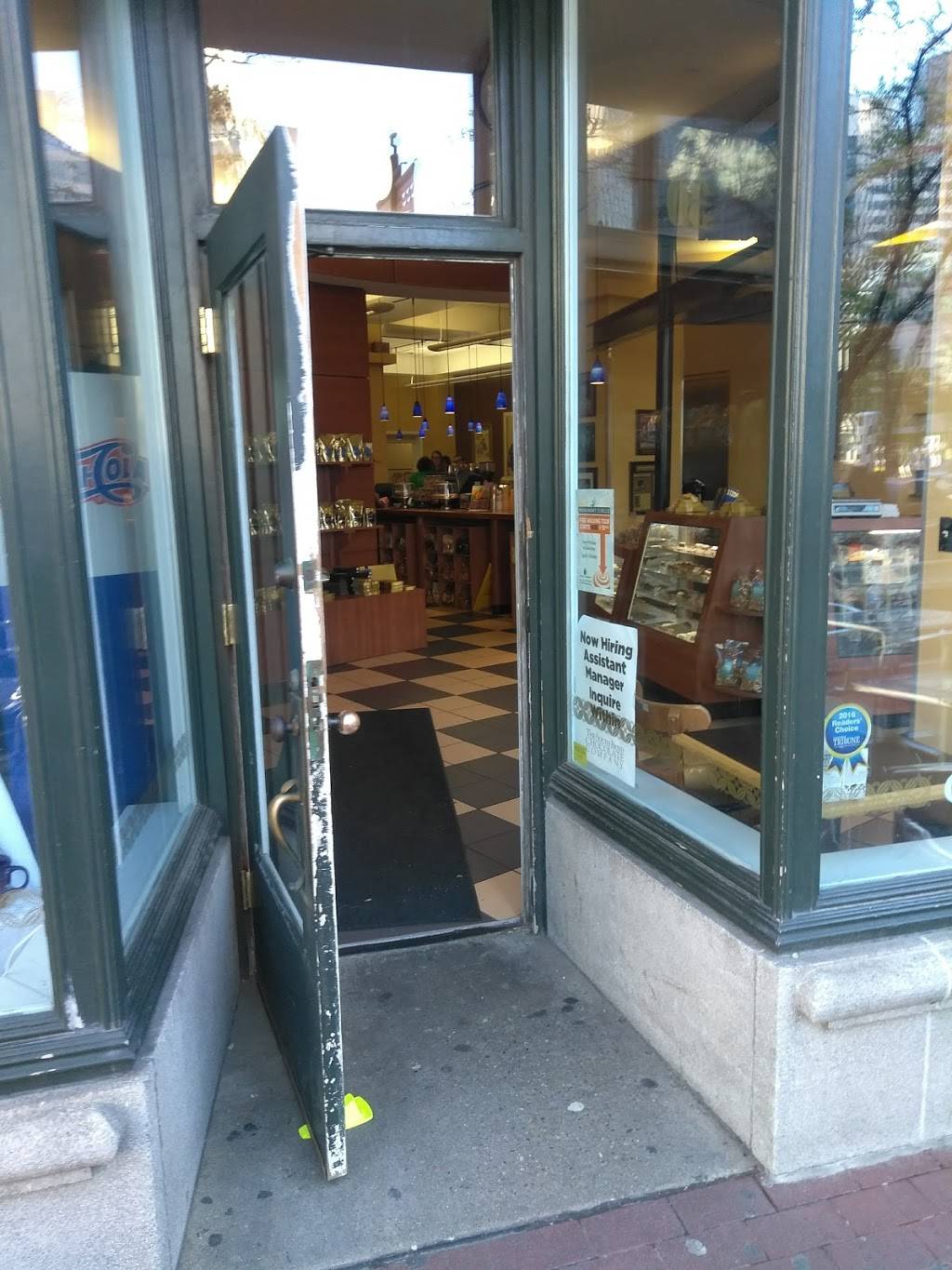 QDOBA Mexican Eats | restaurant | 9 N Meridian St Ste A, Indianapolis, IN 46204, USA | 3178220386 OR +1 317-822-0386