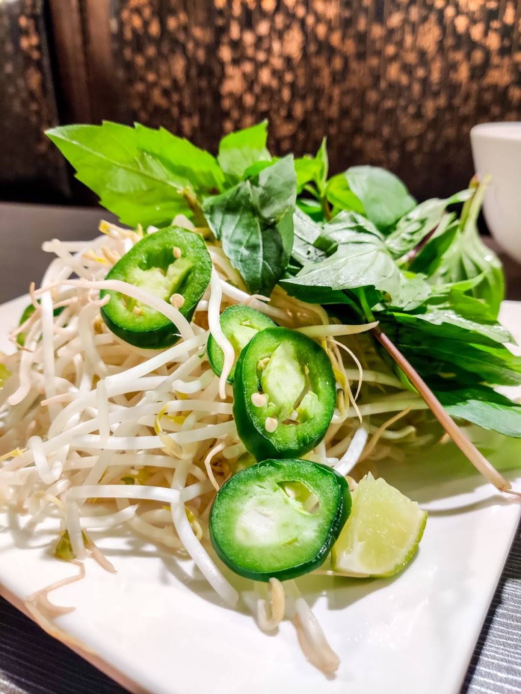 Pho Noodle Station | restaurant | 4330 E New York St, Aurora, IL 60504, USA | 6306184599 OR +1 630-618-4599