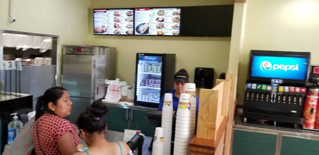 El Pollo Rico | restaurant | 3909 North Interstate Highway 35 suite b-1, suite b-1, Austin, TX 78722, USA | 5123738440 OR +1 512-373-8440