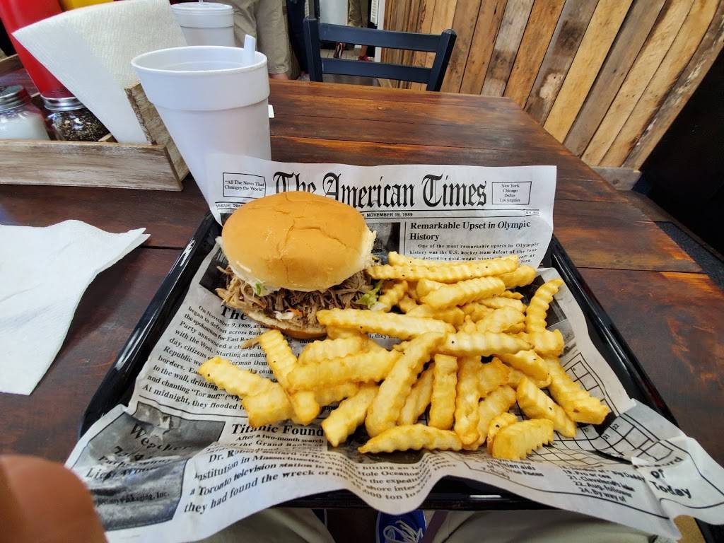 Blue Grill Barbeque | restaurant | 1845 B Nashville Pike, Gallatin, TN 37066, USA | 6156754818 OR +1 615-675-4818