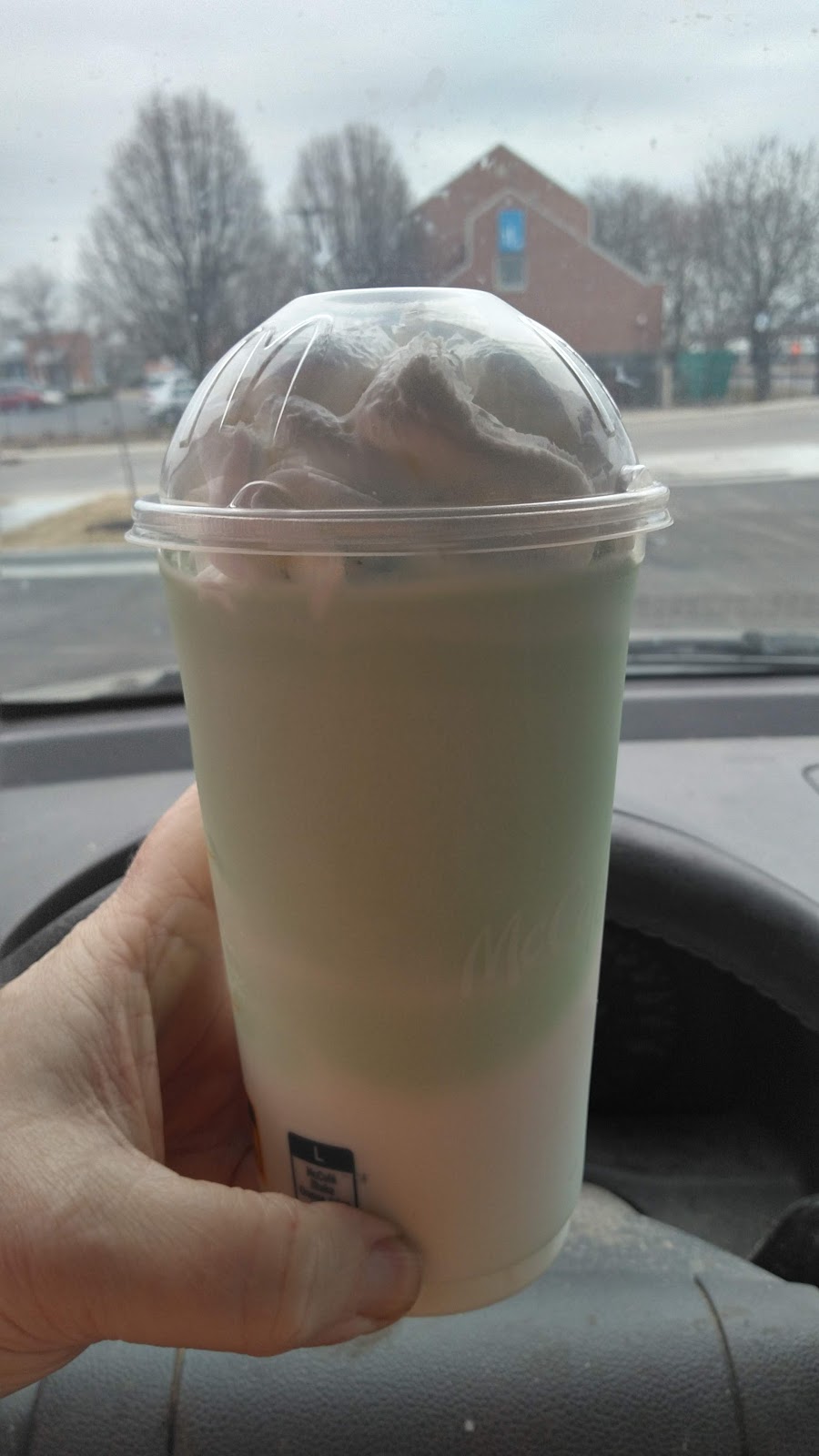 McDonalds | restaurant | 927 Indiana Ave, Jeffersonville, IN 47130, USA | 8125906954 OR +1 812-590-6954