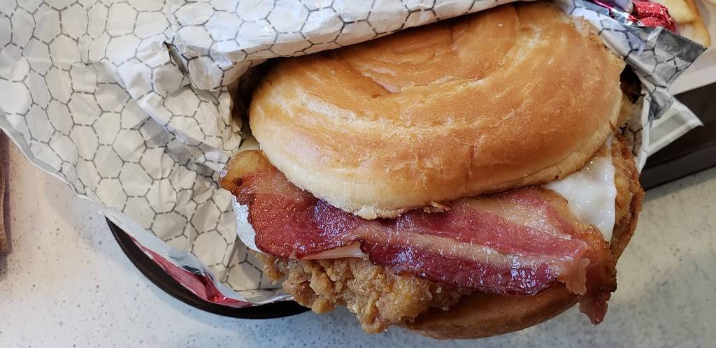 Wendys | restaurant | 3882 Sunrise Hwy, Seaford, NY 11783, USA | 5164094870 OR +1 516-409-4870