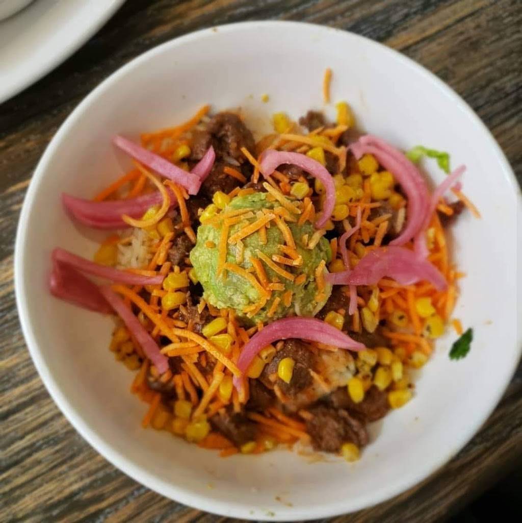 El Toro Chino Latin + Asian Kitchen | restaurant | 2801 36th Ave NW, Norman, OK 73072, USA | 4057018676 OR +1 405-701-8676