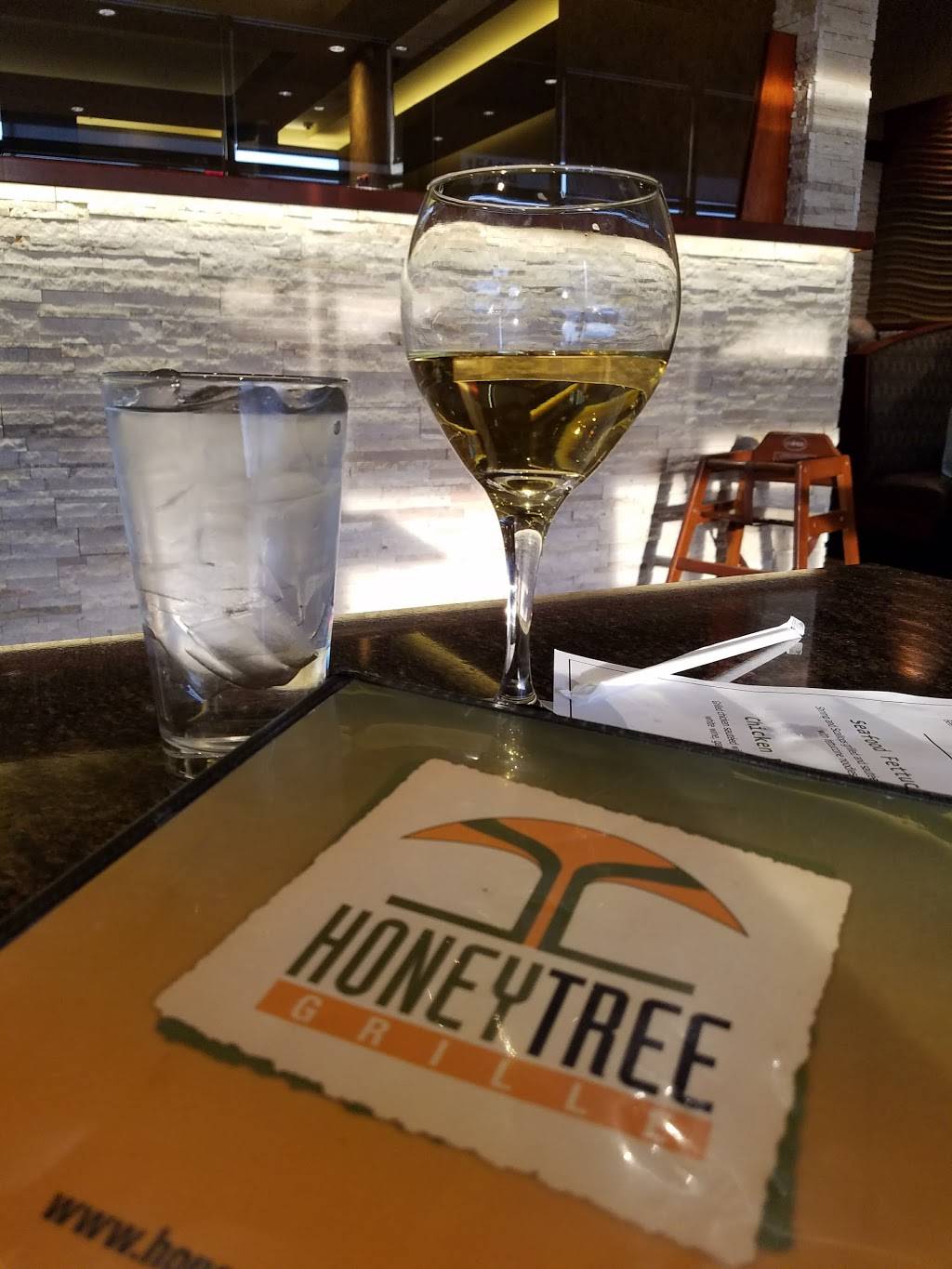 Honey Tree Grille Northville | restaurant | 15440 Sheldon Rd, Northville, MI 48168, USA | 7342549111 OR +1 734-254-9111