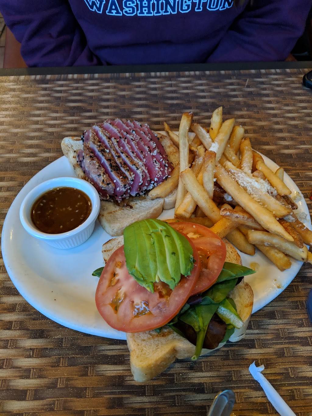 San Pedro Brewing Company | restaurant | 331 W 6th St, San Pedro, CA 90731, USA | 3108315663 OR +1 310-831-5663