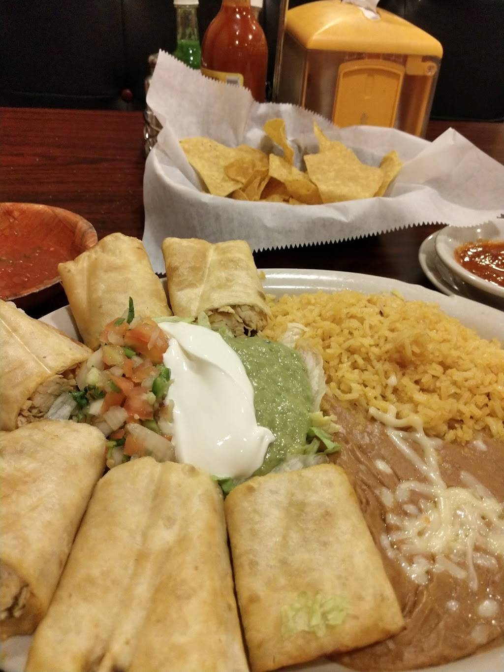 Chilangos Mexican Restaurant | restaurant | 720 W Main St, Woodbury, TN 37190, USA | 6155637113 OR +1 615-563-7113