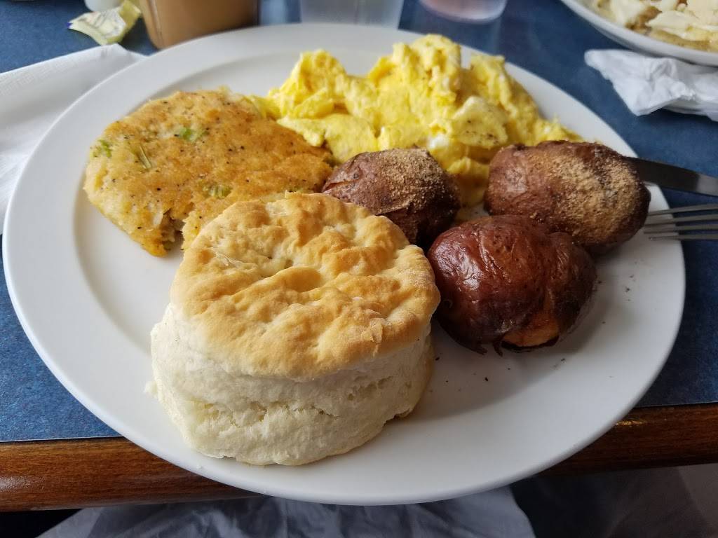Biscuits | restaurant | 26 Lake Ave, Oak Bluffs, MA 02557, USA | 5086932033 OR +1 508-693-2033