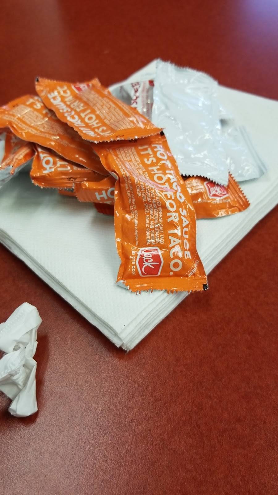 Jack in the Box | restaurant | 4308 Texas Ave, La Marque, TX 77568, USA | 4099352252 OR +1 409-935-2252