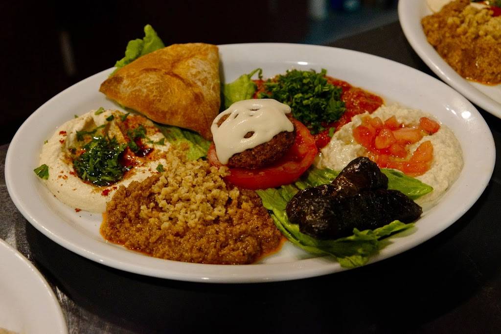 Restaurant Dima | restaurant | 1575 Rue Dudemaine, Montréal, QC H3M 1R2, Canada | 5143343876 OR +1 514-334-3876