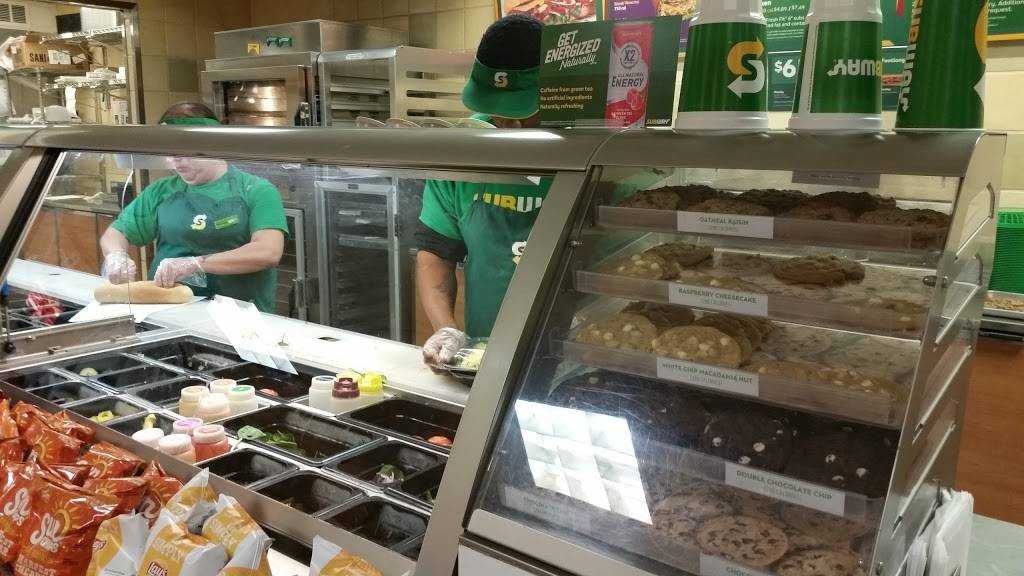 Subway | restaurant | 1657 A E 6th St, Beaumont, CA 92223, USA | 9518452070 OR +1 951-845-2070