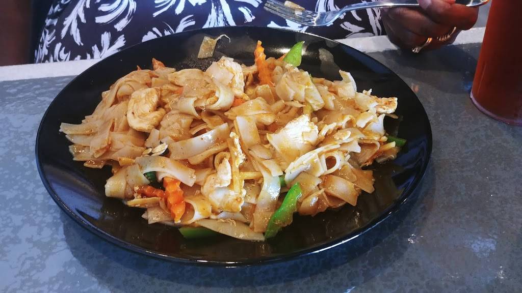 Thai Bistro | restaurant | 24 Georgetown Plaza, Georgetown, DE 19947, USA | 3022656256 OR +1 302-265-6256