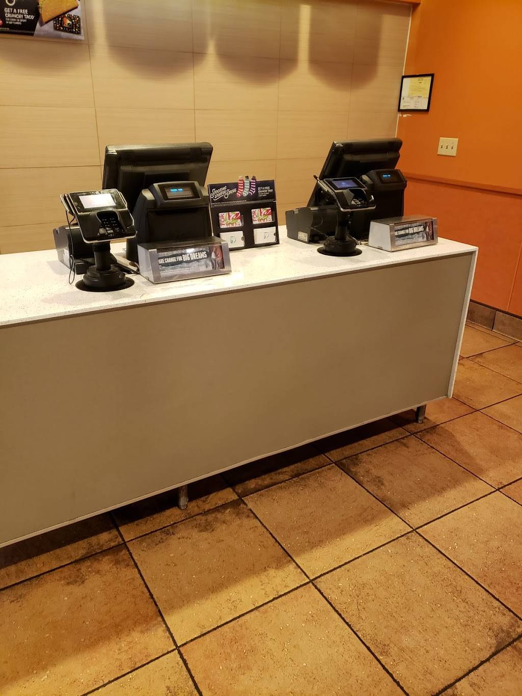 Long John Silvers | restaurant | 323 W Plaza Dr, Columbia City, IN 46725, USA | 2602447500 OR +1 260-244-7500