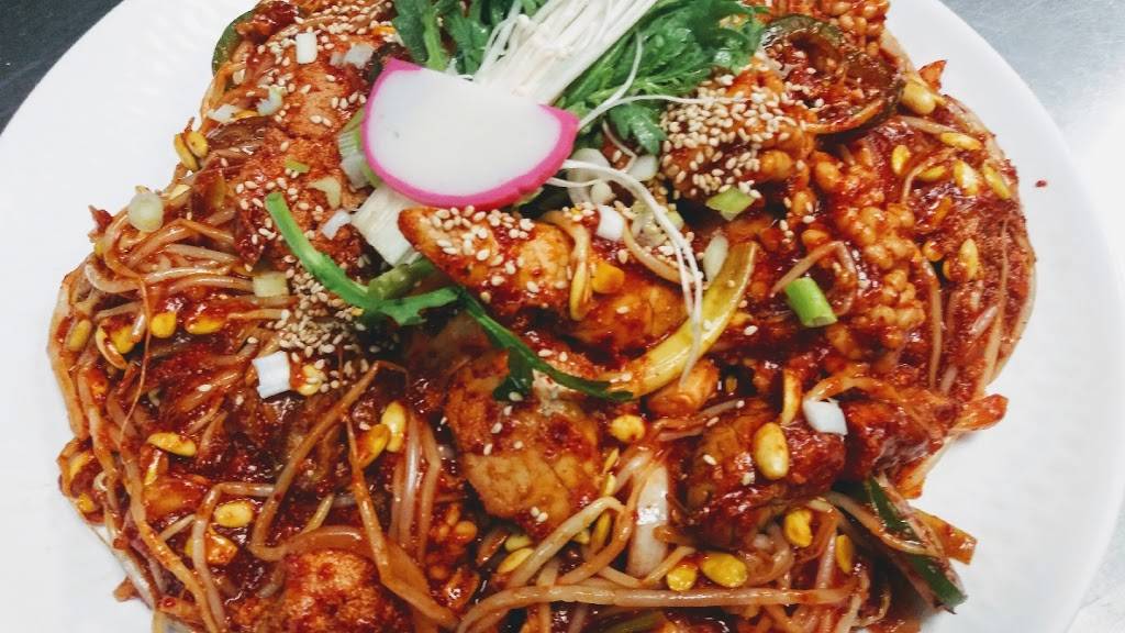 Badaya Fish & Seafood | restaurant | 5844 Dempster St, Morton Grove, IL 60053, USA | 8474107553 OR +1 847-410-7553