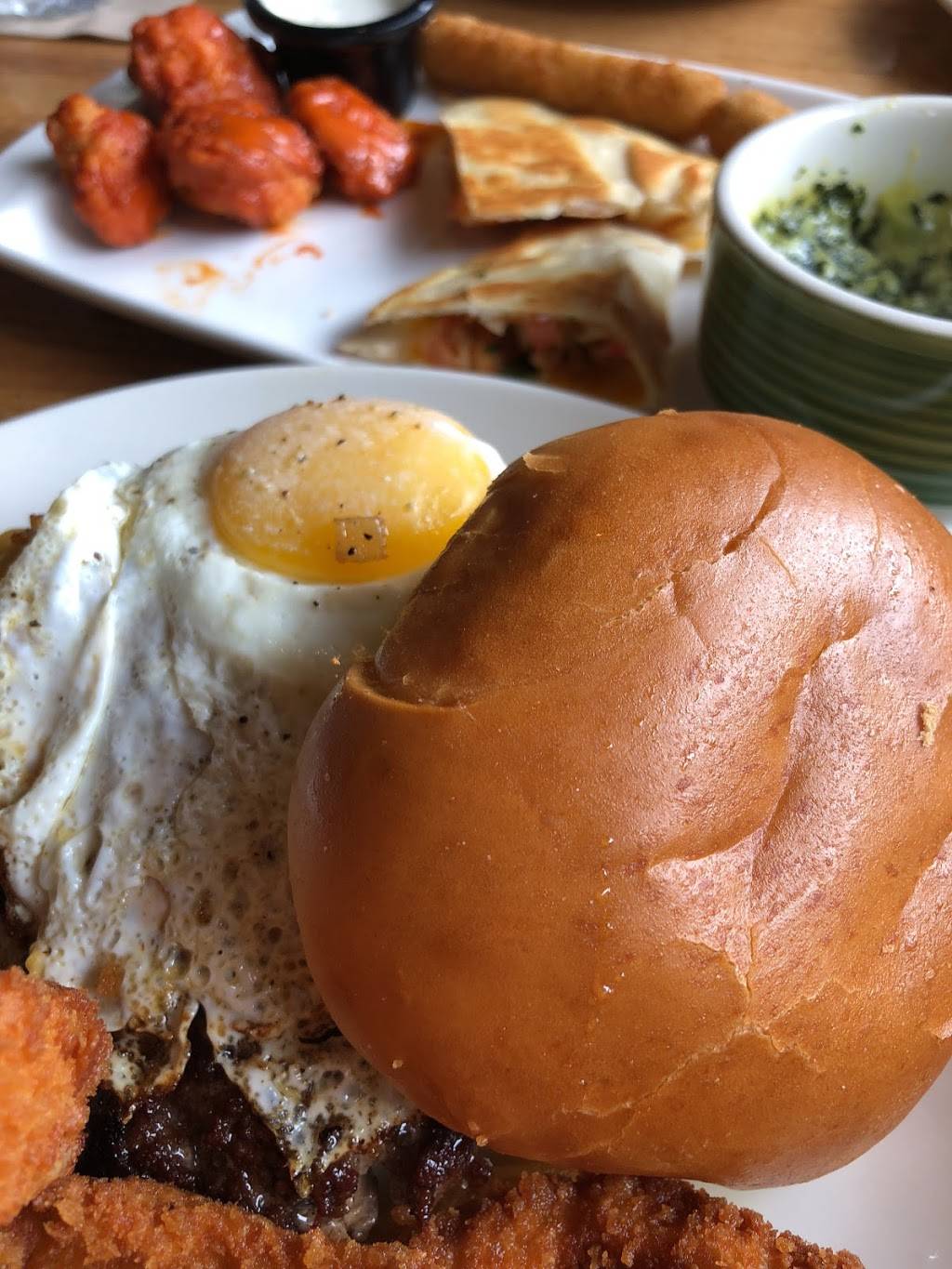 Applebees Grill + Bar | restaurant | West Street, 205 NJ-72, Manahawkin, NJ 08050, USA | 6099780700 OR +1 609-978-0700