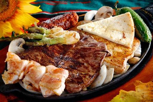 Margaritas Oak Park | restaurant | 804 S Oak Park Ave, Oak Park, IL 60304, USA | 7083863386 OR +1 708-386-3386