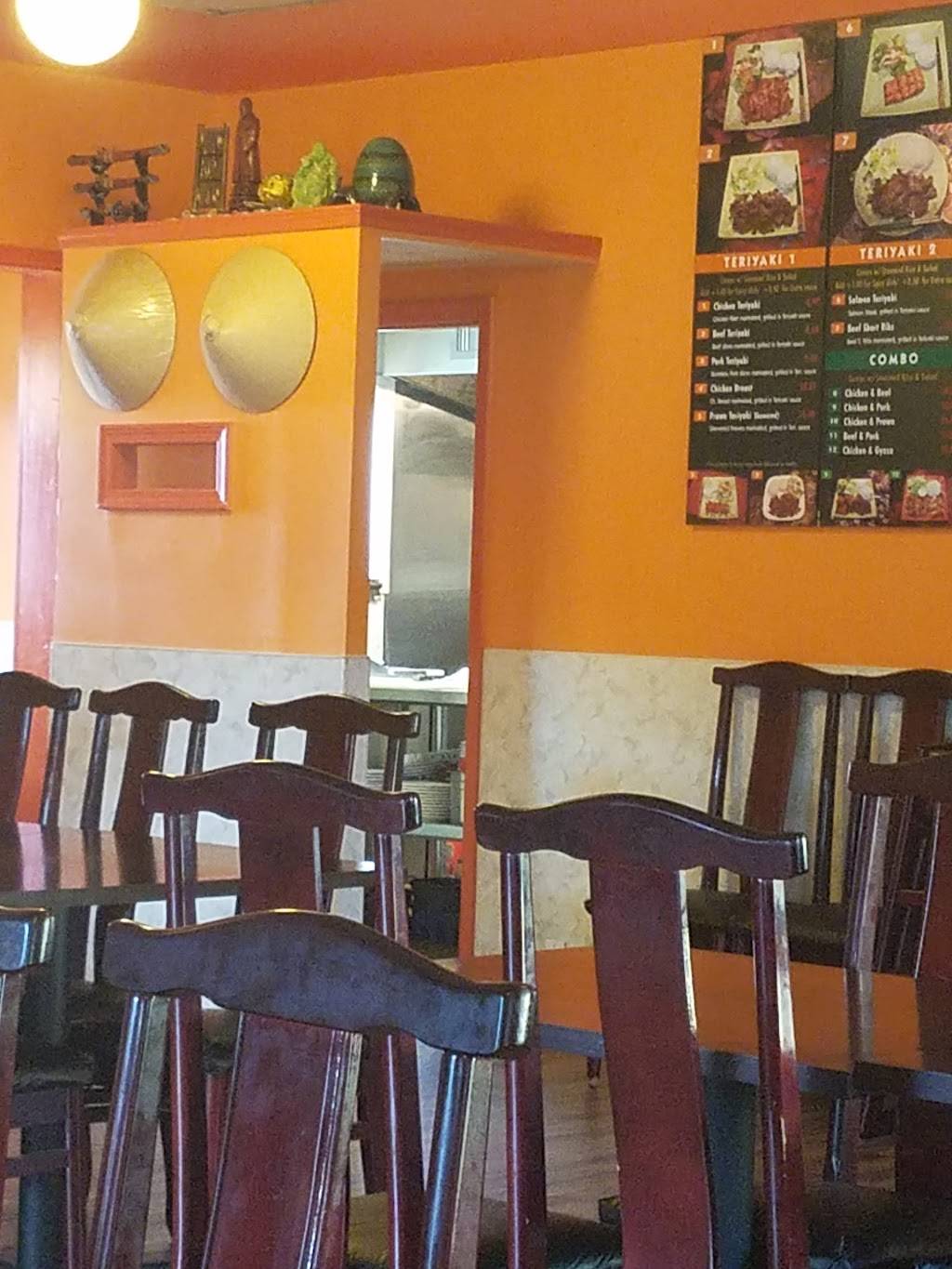 Pho & Teriyaki | restaurant | 520 Cherry St, Sumas, WA 98295, USA | 3609882588 OR +1 360-988-2588