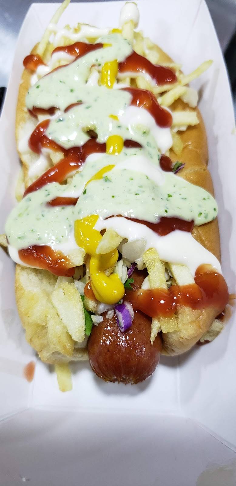 El Alpha Dog | restaurant | 8013 NW 66th St, Doral, FL 33166, USA | 3053053055 OR +1 305-305-3055