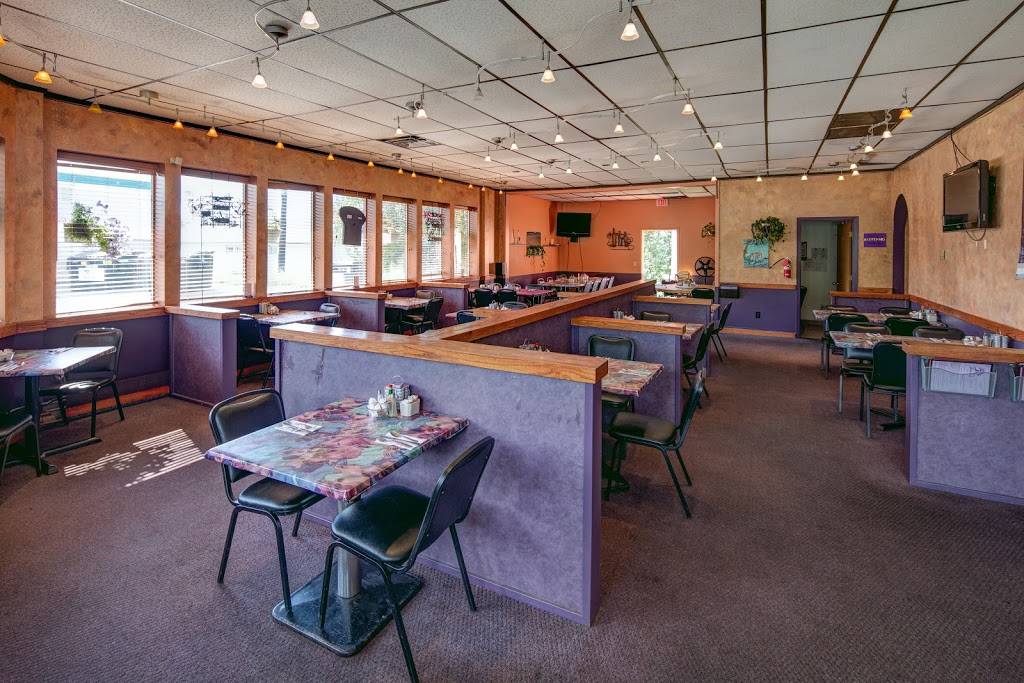 Barbies Cafe | restaurant | 6728 Lake Otis Pkwy, Anchorage, AK 99507, USA | 9073444100 OR +1 907-344-4100