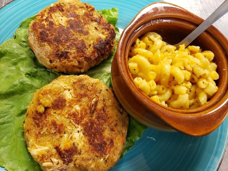 Riptide Rynos Bar & Grill | restaurant | 17230 Hwy 17 Ste 108, Hampstead, NC 28443, USA | 9108211500 OR +1 910-821-1500