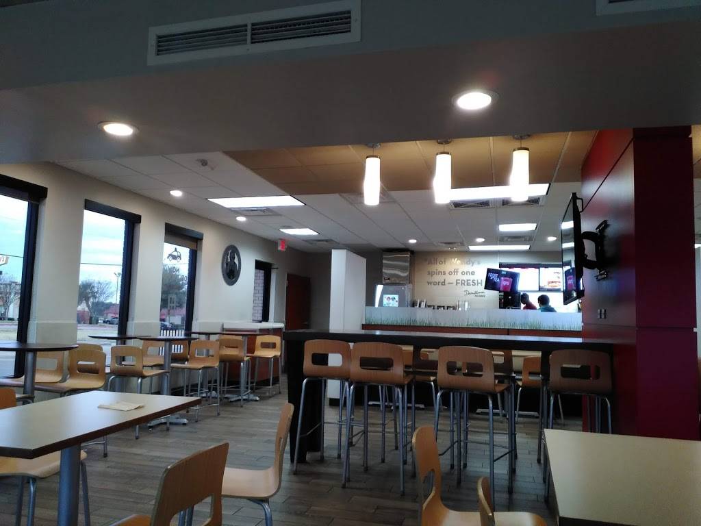Wendys | restaurant | 1800 N Belt Line Rd, Mesquite, TX 75149, USA | 9725463859 OR +1 972-546-3859