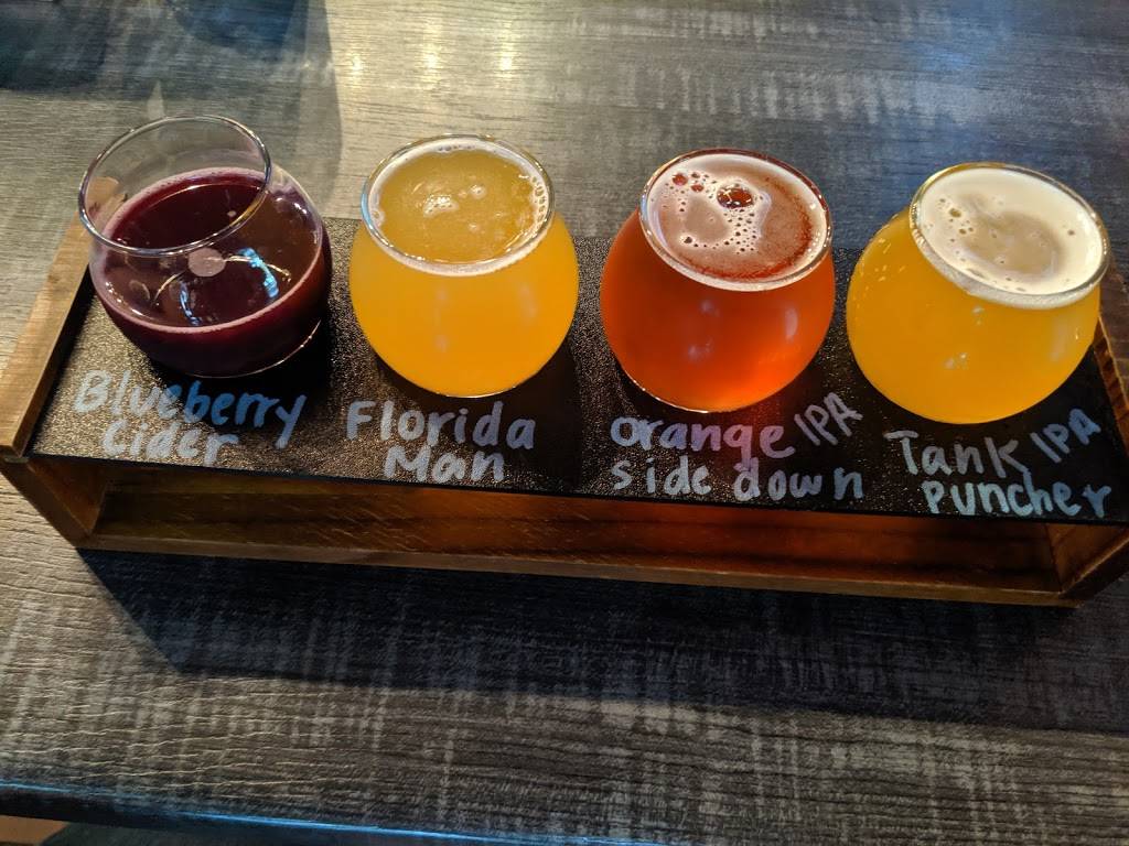 Dixies Biergarten | restaurant | 310 College Dr, Decorah, IA 52101, USA | 5632771295 OR +1 563-277-1295