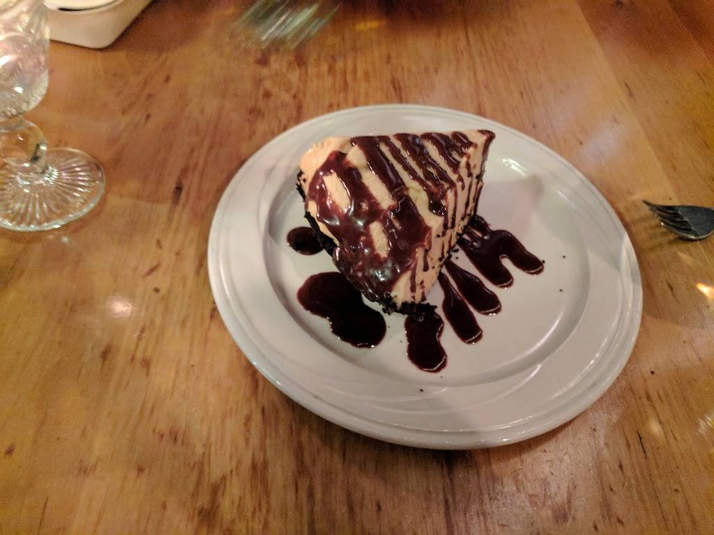 Duckworths Bistrot | restaurant | 197 E Main St, Gloucester, MA 01930, USA | 9782824426 OR +1 978-282-4426