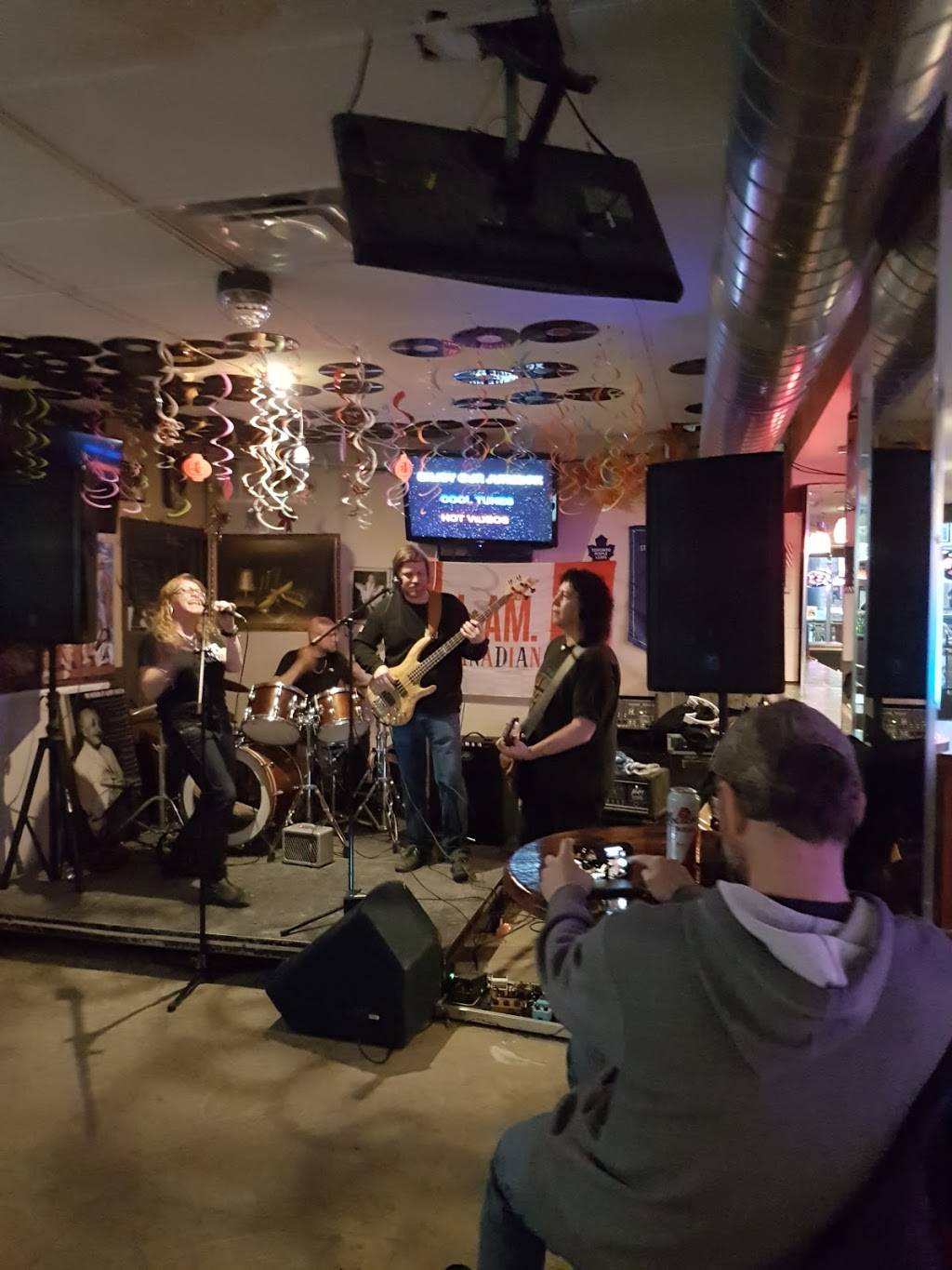 Mimico Pub & Grill | night club | 349 Royal York Rd, Etobicoke, ON M8Y 2R1, Canada | 4162552278 OR +1 416-255-2278