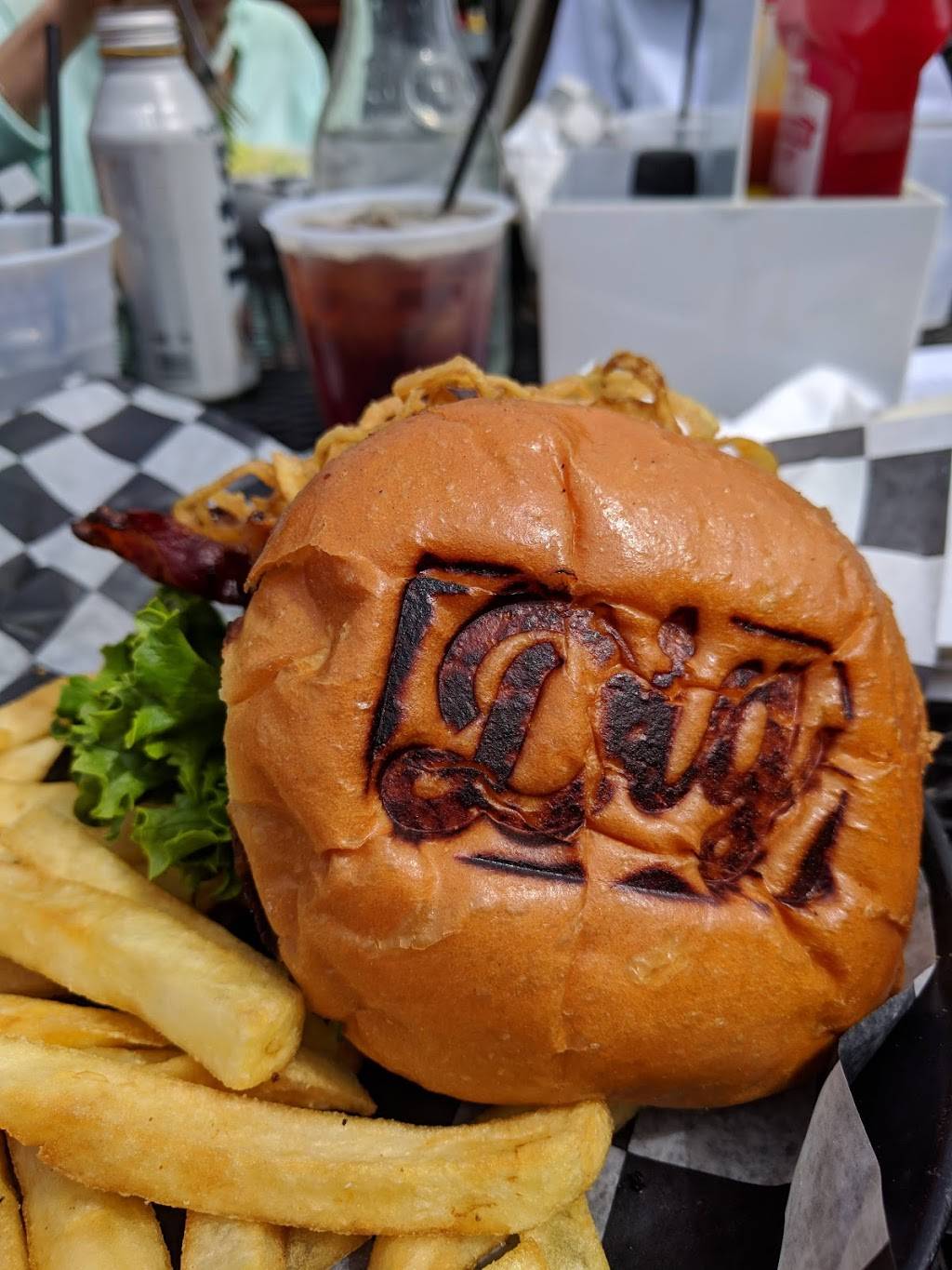 DIG In The Park | restaurant | 1049 E Montague Ave, North Charleston, SC 29405, USA | 8432255201 OR +1 843-225-5201