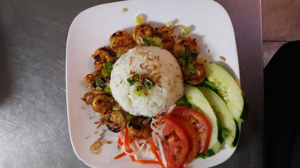 Saigon Bay Vietnamese Restaurant | restaurant | 2373 E Fowler Ave, Tampa, FL 33612, USA | 8139710854 OR +1 813-971-0854