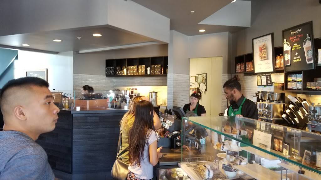 Starbucks | cafe | 1211 E, Embarcadero, Oakland, CA 94606, USA | 5105338287 OR +1 510-533-8287