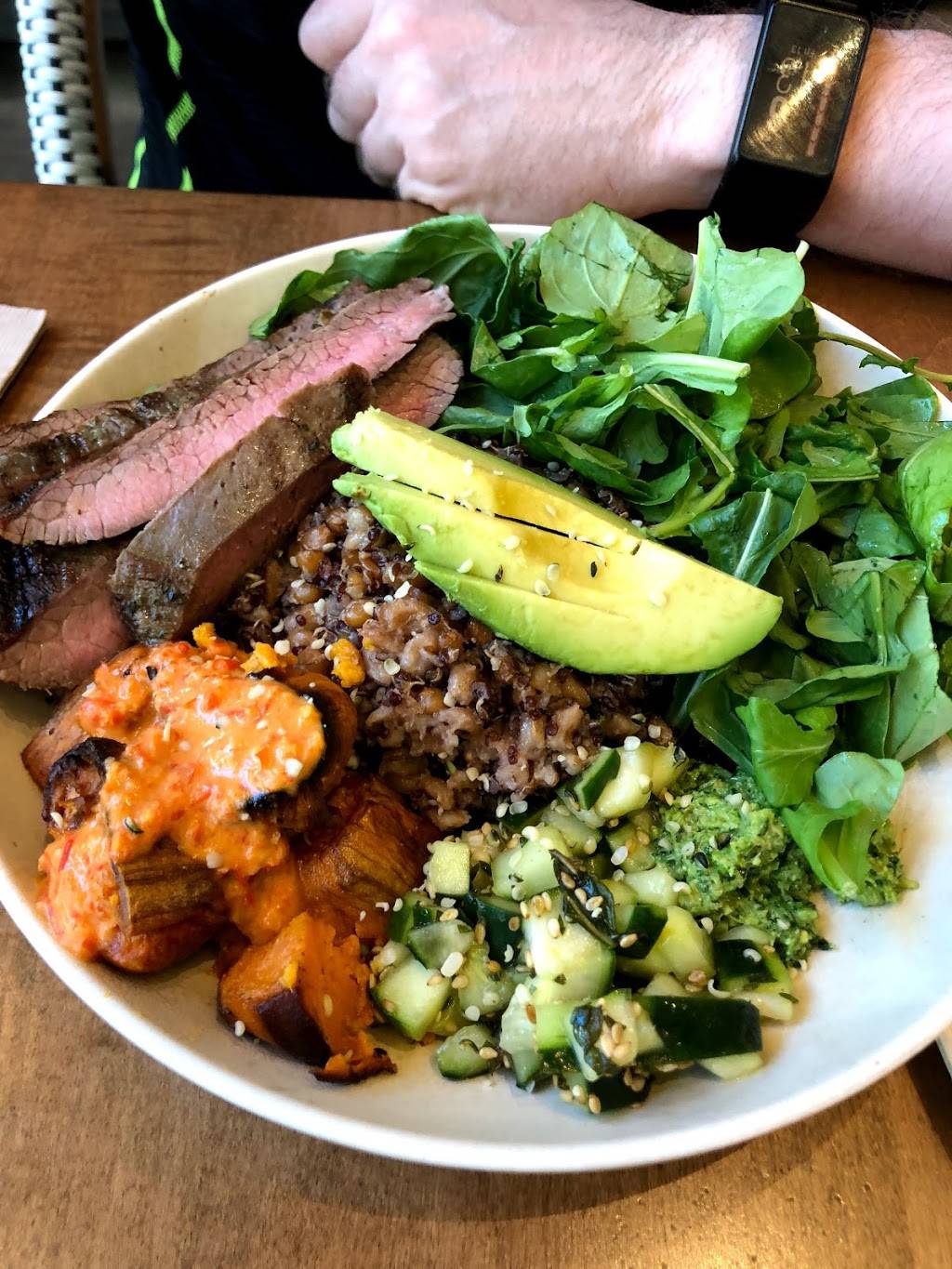 Flower Child | restaurant | 1332 2nd St, Santa Monica, CA 90401, USA | 3103822901 OR +1 310-382-2901