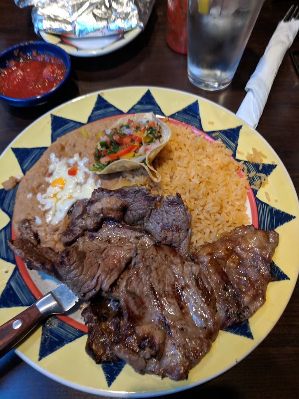 La Carreta | restaurant | 172 Hanover St, Portsmouth, NH 03801, USA | 6034278319 OR +1 603-427-8319