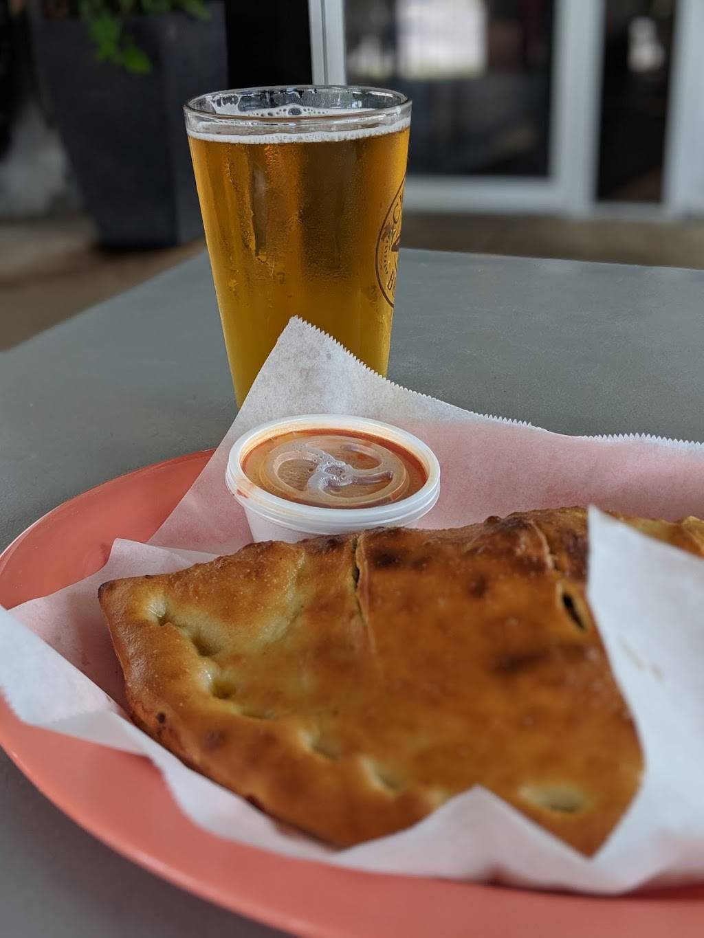 Axelrad Beer Garden | restaurant | 1517 Alabama St, Houston, TX 77004, USA | 7135978800 OR +1 713-597-8800