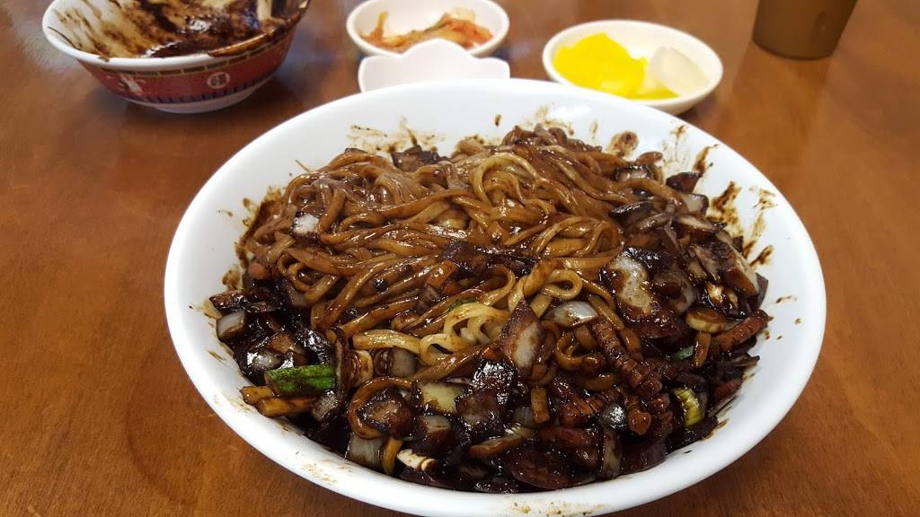 Hunan Deli Korean & Chinese Restaurant | restaurant | 7200 Telegraph Square Dr, Lorton, VA 22079, USA | 7033374242 OR +1 703-337-4242