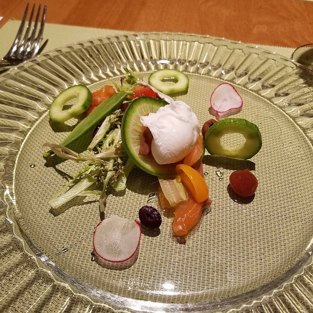 Elliotts On Linden | restaurant | 905 Linden Rd a, Pinehurst, NC 28374, USA | 9102150775 OR +1 910-215-0775