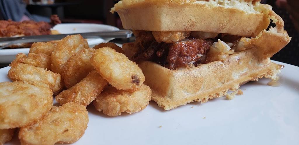 Chick-fil-A | restaurant | 221 Banks Sta, Fayetteville, GA 30214, USA | 7704615813 OR +1 770-461-5813